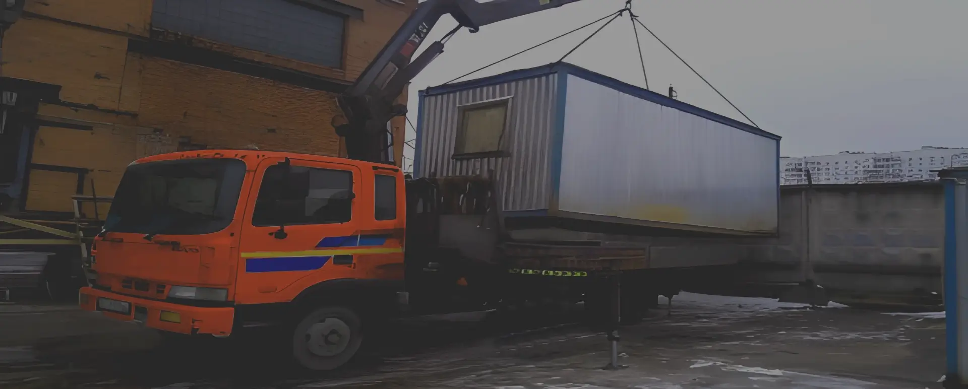 Получить уникальное предложение по перевозке негабаритного вагончика грузовым транспортом по России из Моряковского Затона с гарантией безопасности